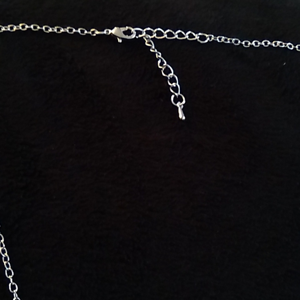 NEW- Necklace - Yin-Yang - Picture 3 of 5